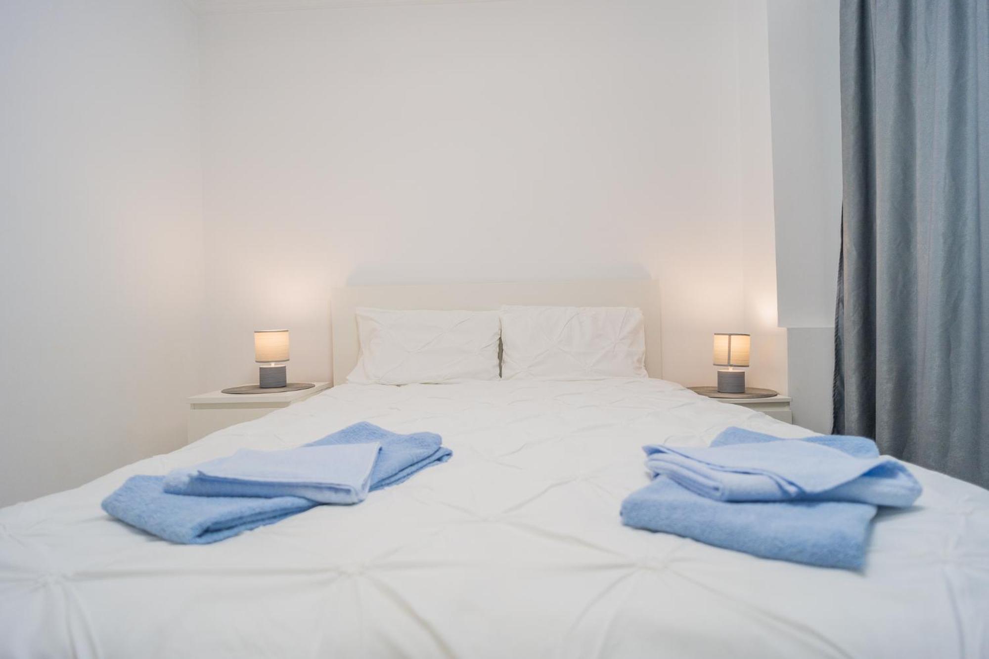 Apartmán Luxury 2Br On Decebal Avenue Bukurešť Exteriér fotografie
