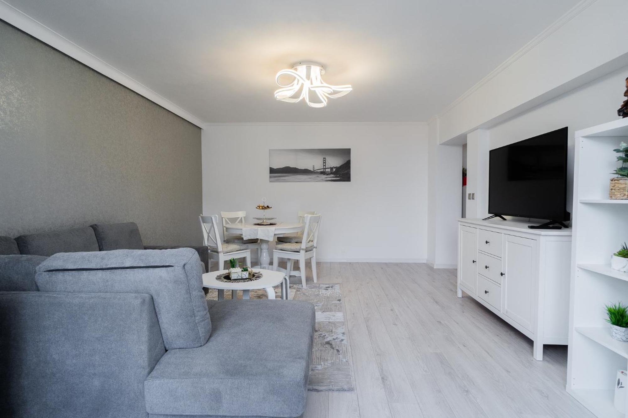 Apartmán Luxury 2Br On Decebal Avenue Bukurešť Exteriér fotografie